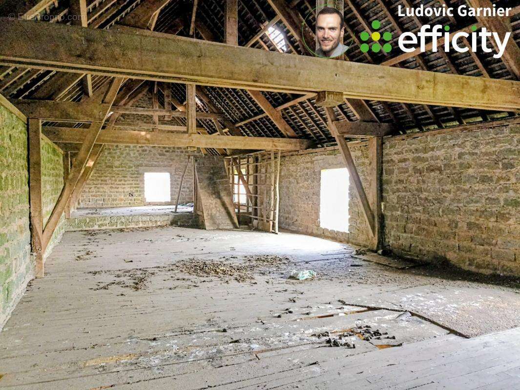 Maison à LE MESNILLARD