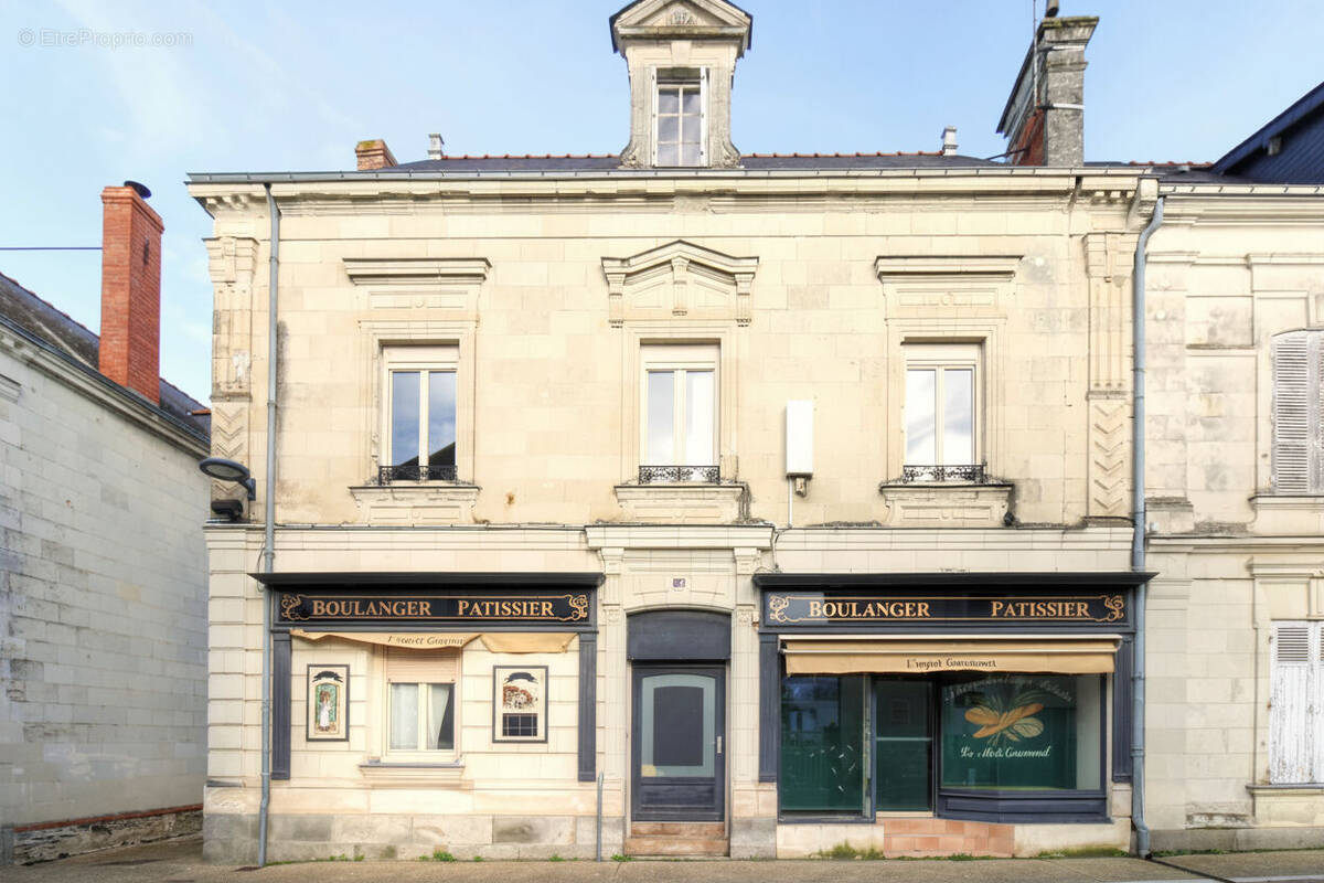 Appartement à MAZE