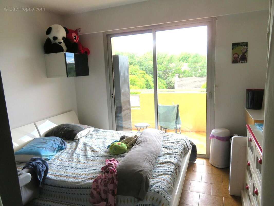   - Appartement à DRAGUIGNAN