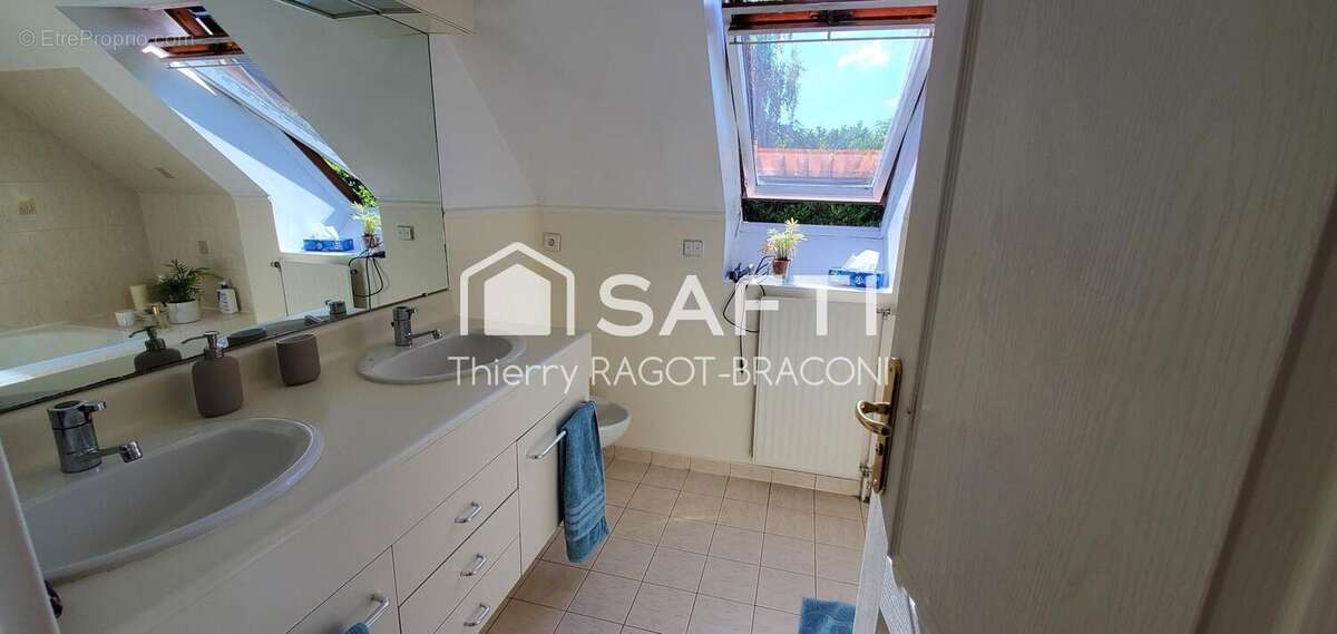 Photo 9 - Maison à VAUREAL