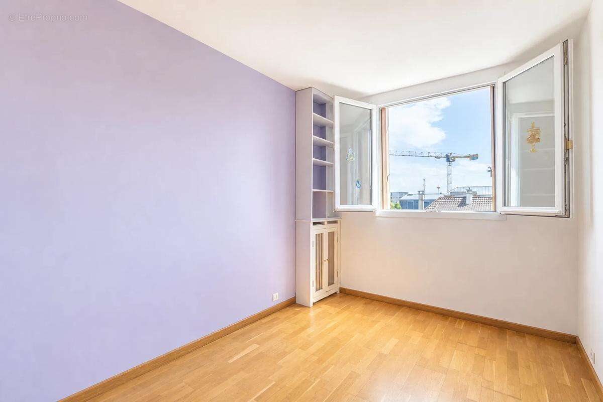 Appartement à COLOMBES
