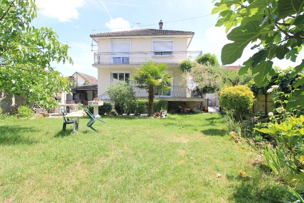Maison à MONTGERON