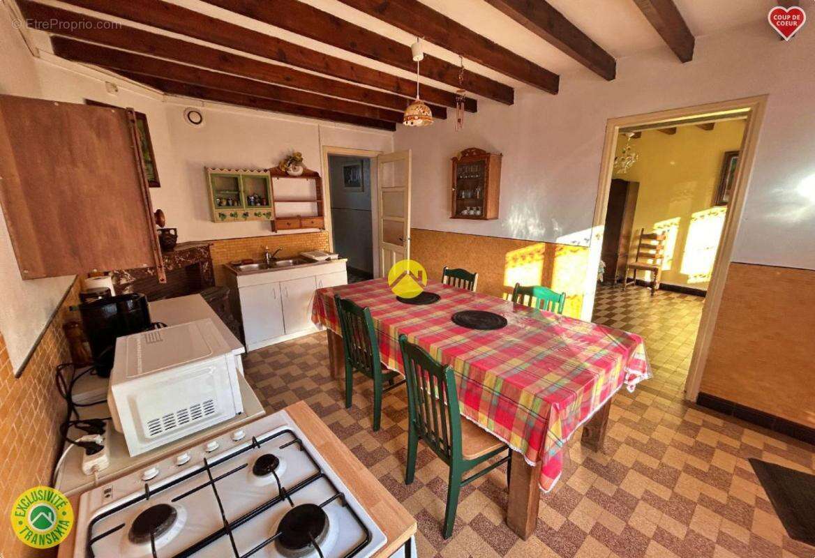 Maison à FRUGES
