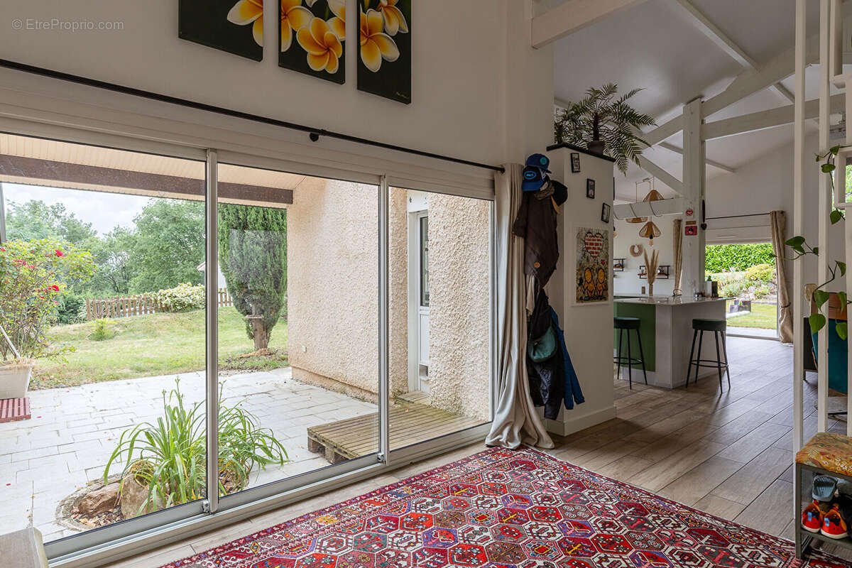 Maison à VACQUIERS