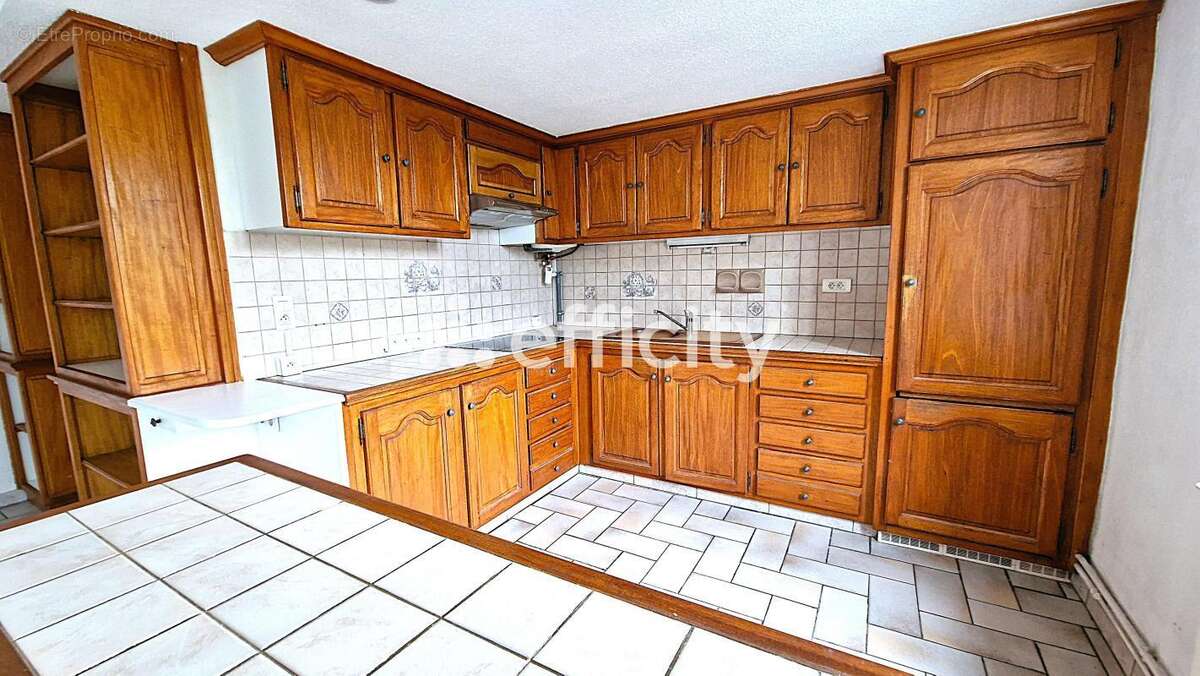 Appartement à FAYENCE