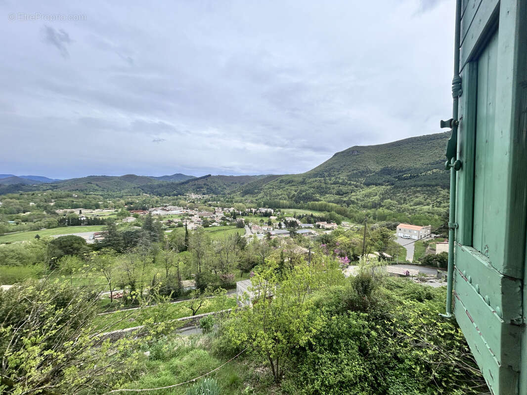 Maison à MOLIERES-CAVAILLAC