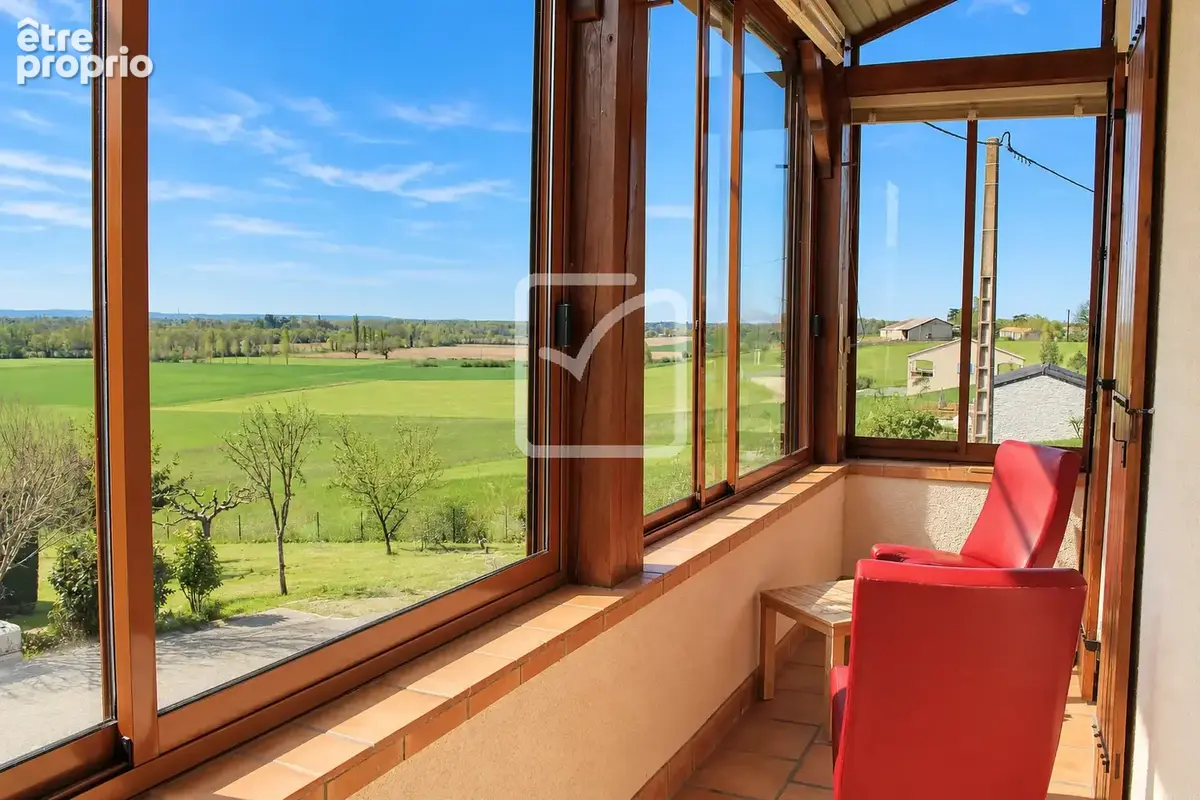 Le rayet - maison avec piscine, grande dépendance et nombreux espaces annexes - photo 3
