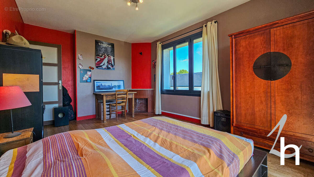 Maison à SAINT-CONTEST