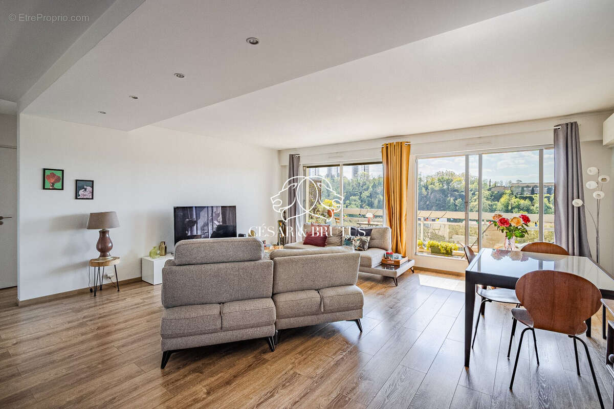 Appartement à LYON-4E