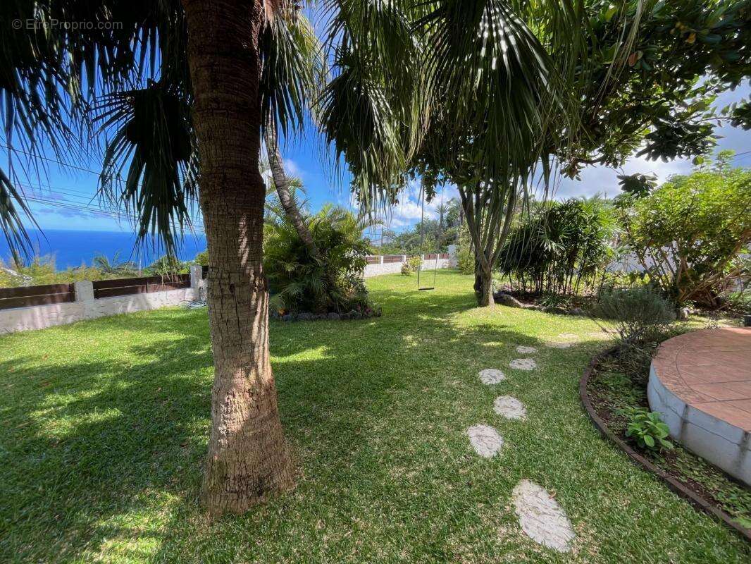 Maison à LES AVIRONS