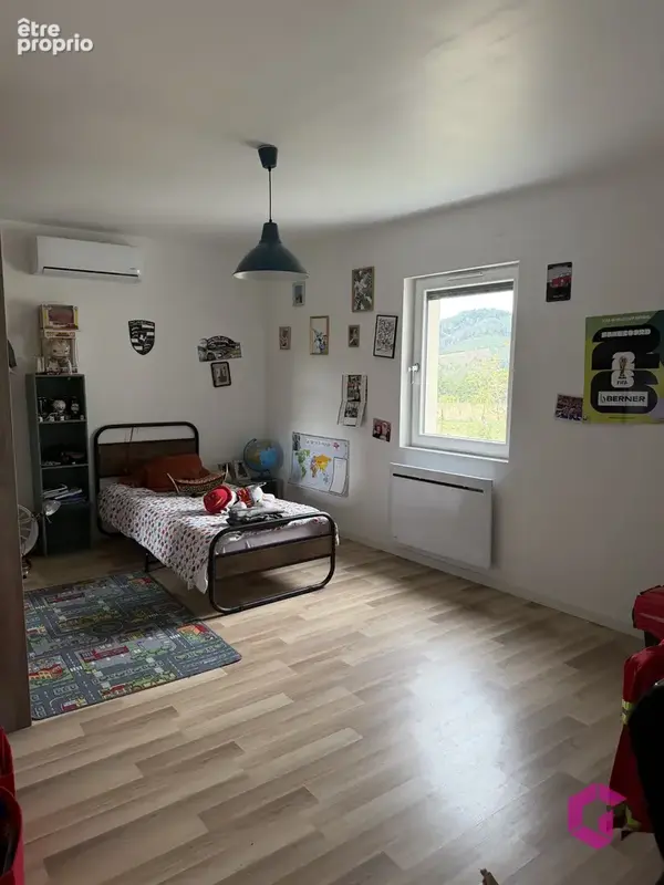 Maison ancienne rénovée avec dépendances et terrain - photo 14