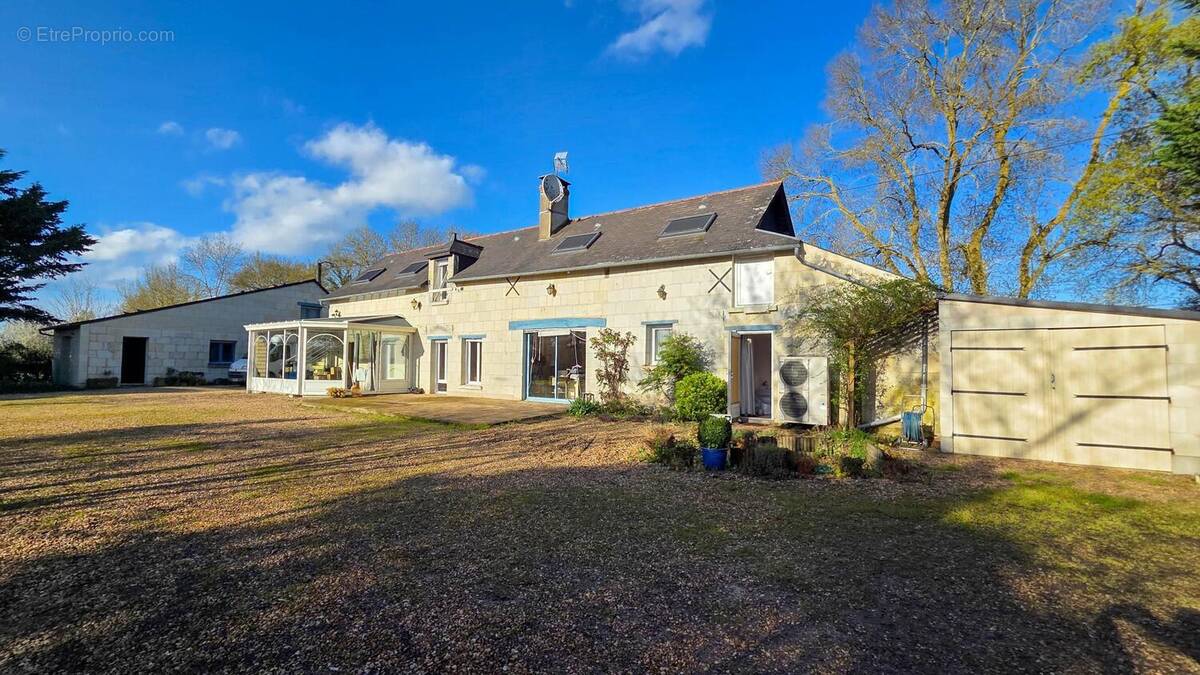 Photo 1 - Maison à LONGUE-JUMELLES