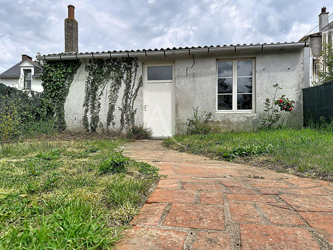 Maison à BRISSAC-QUINCE