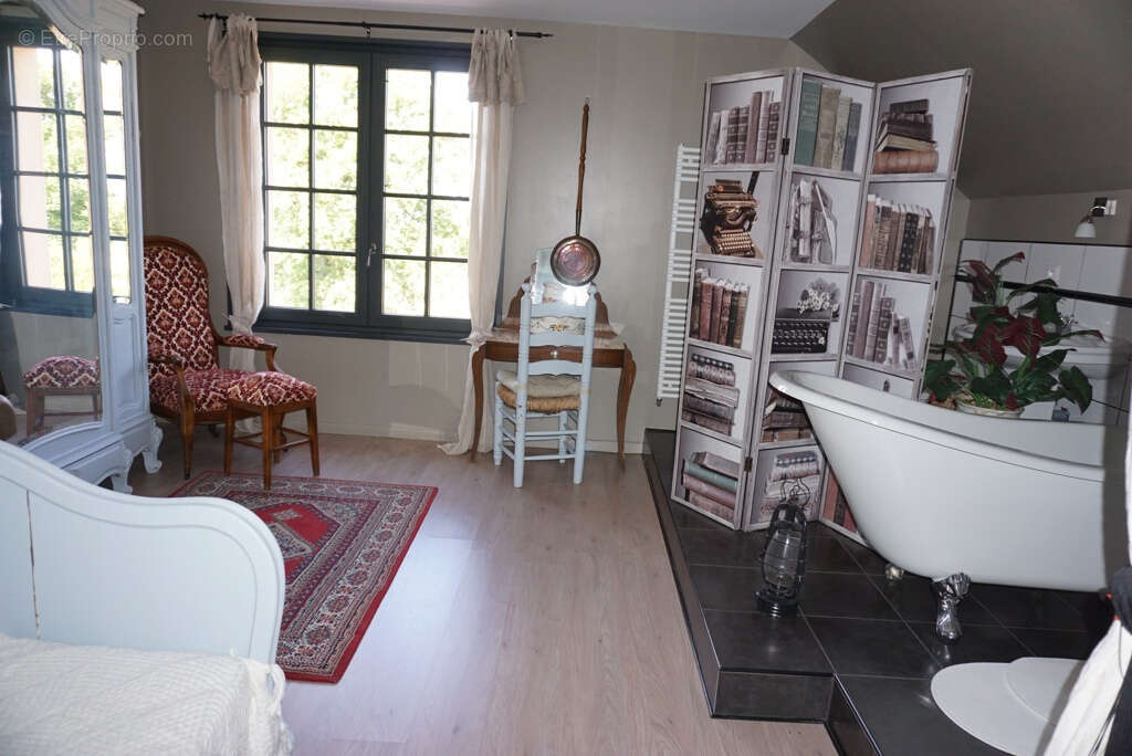 Balle maison avec terrain et etangs - photo 18