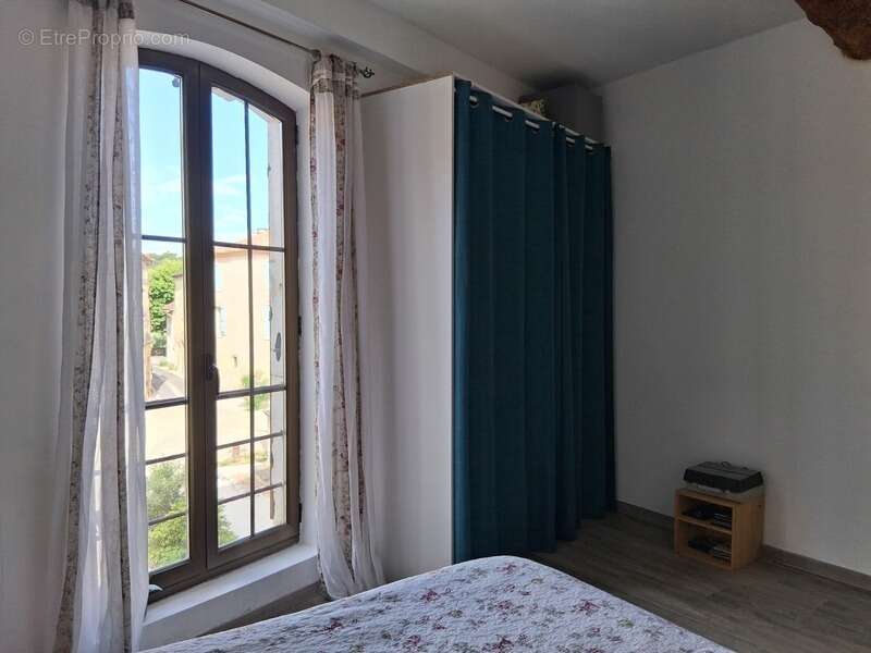 Maison à DOMAZAN