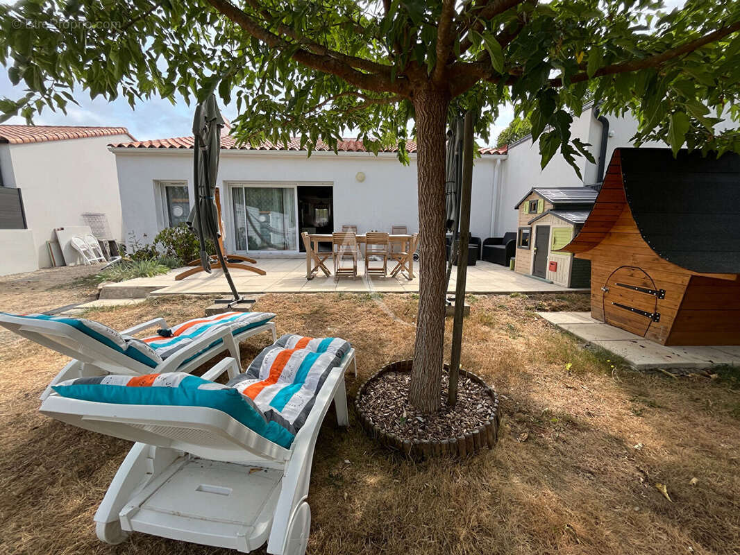 Maison  3 chambres - 2018 - LANDERONDE - photo 12