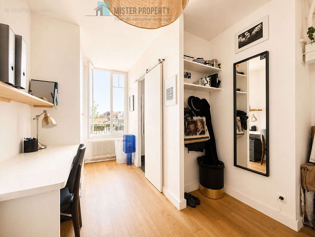 Appartement à NANTERRE