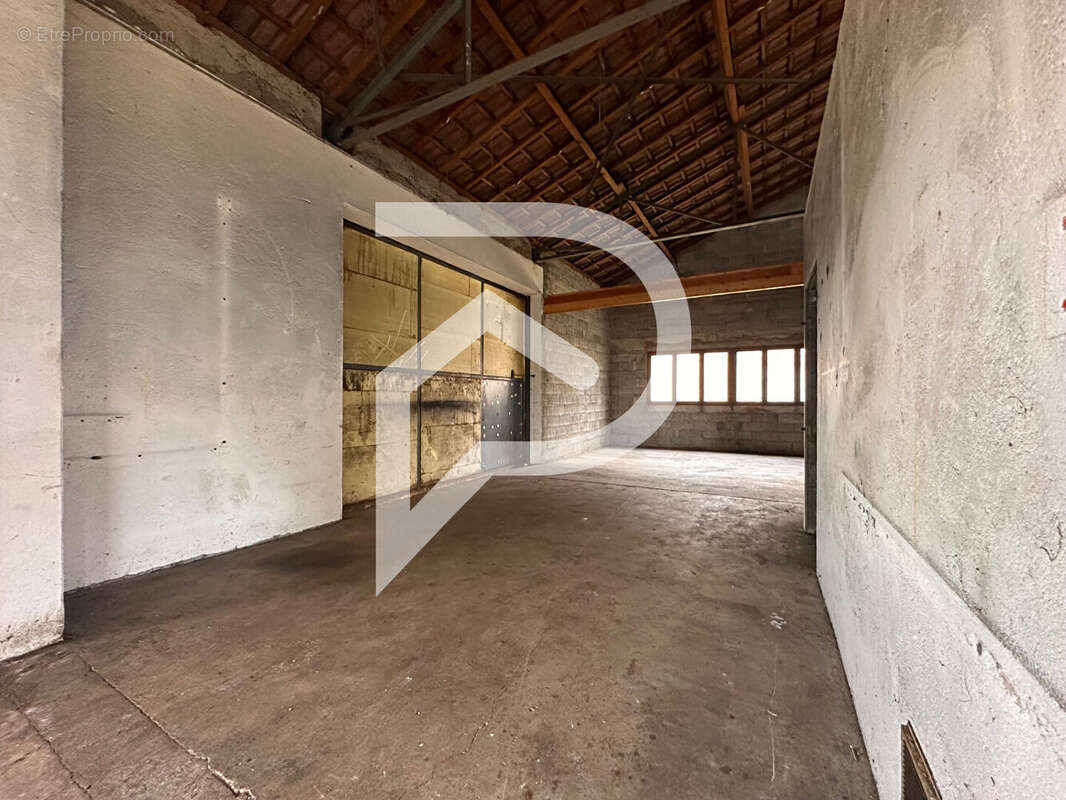 Commerce à CHANTEHEUX