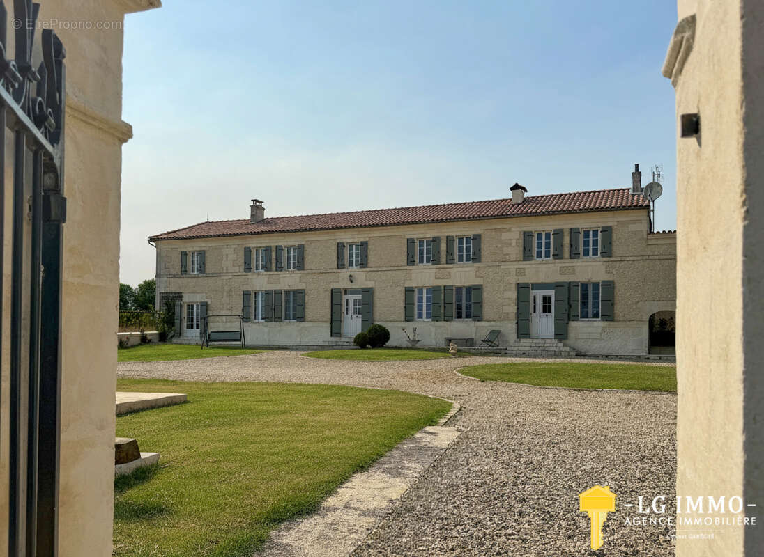Propriété Charentaise au charme intemporel - photo 31