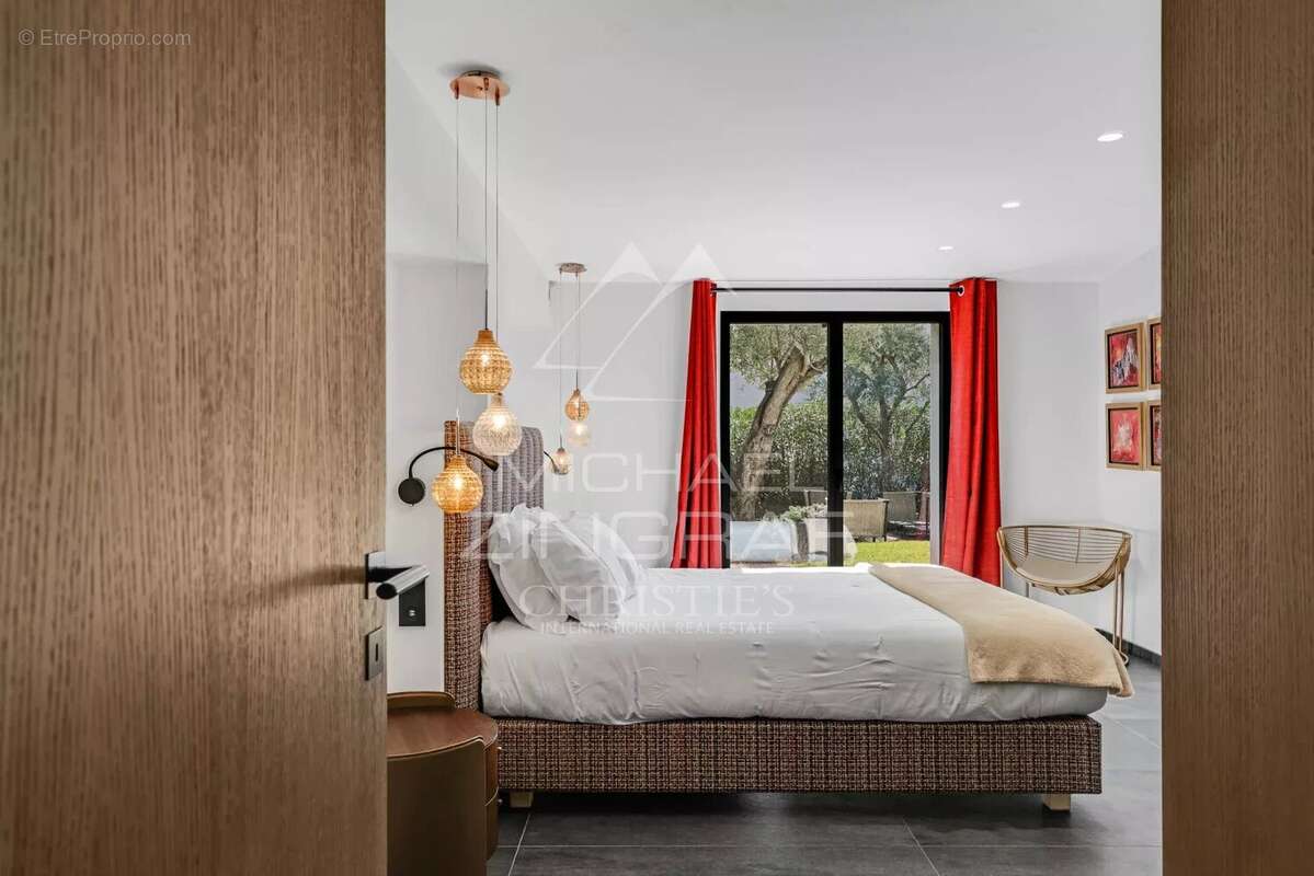 Maison à LA CROIX-VALMER