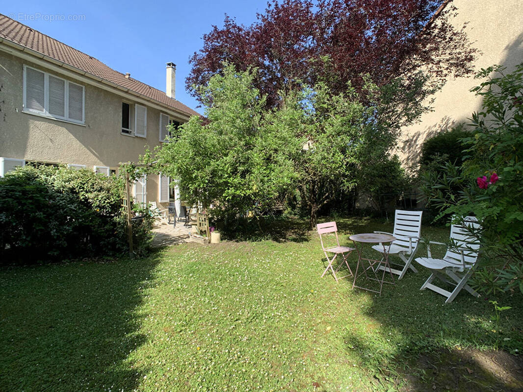 Maison à LE PLESSIS-BOUCHARD