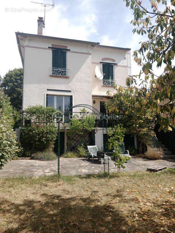 Maison à CROSNE