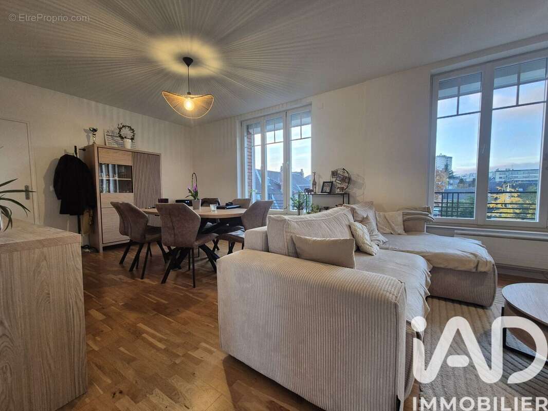 Photo 3 - Appartement à CHARLEVILLE-MEZIERES