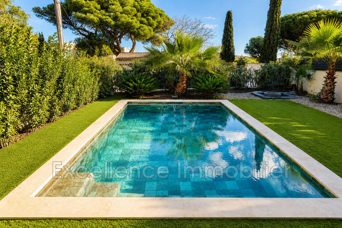 Maison 126 m² à Sainte-Maxime  - photo 2