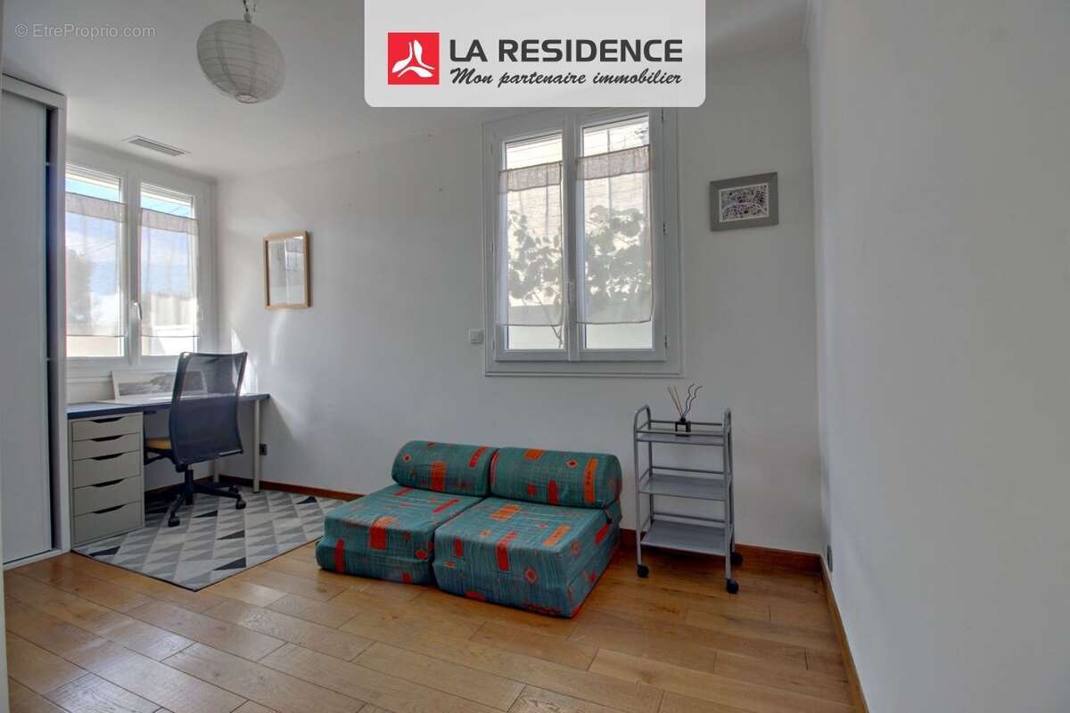 Maison à SARTROUVILLE