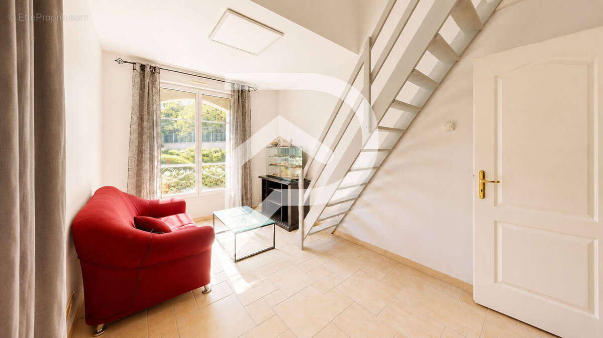 Maison à HARDRICOURT