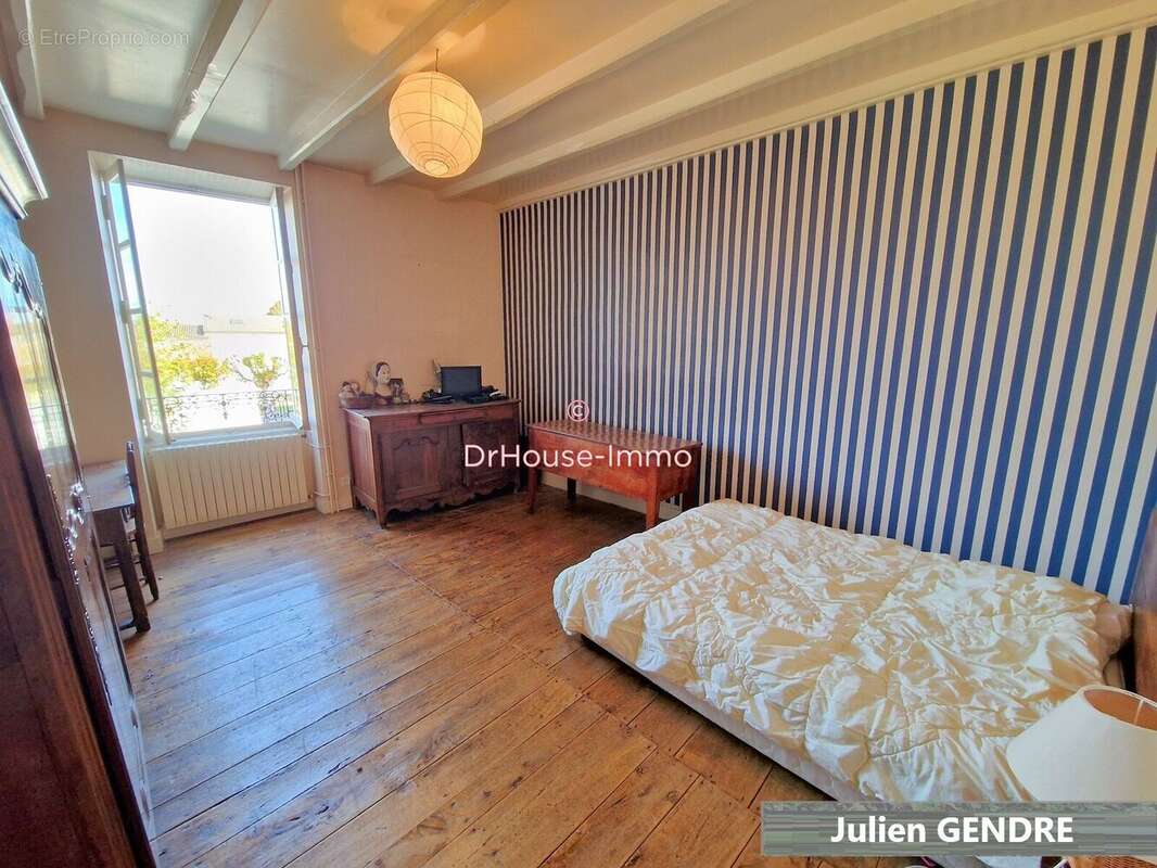 Maison à BRIOUX-SUR-BOUTONNE