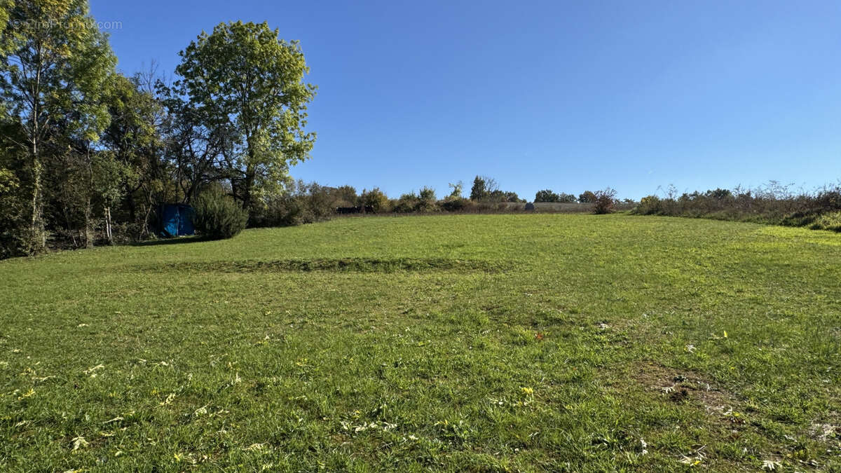 Maison à JOUX-LA-VILLE
