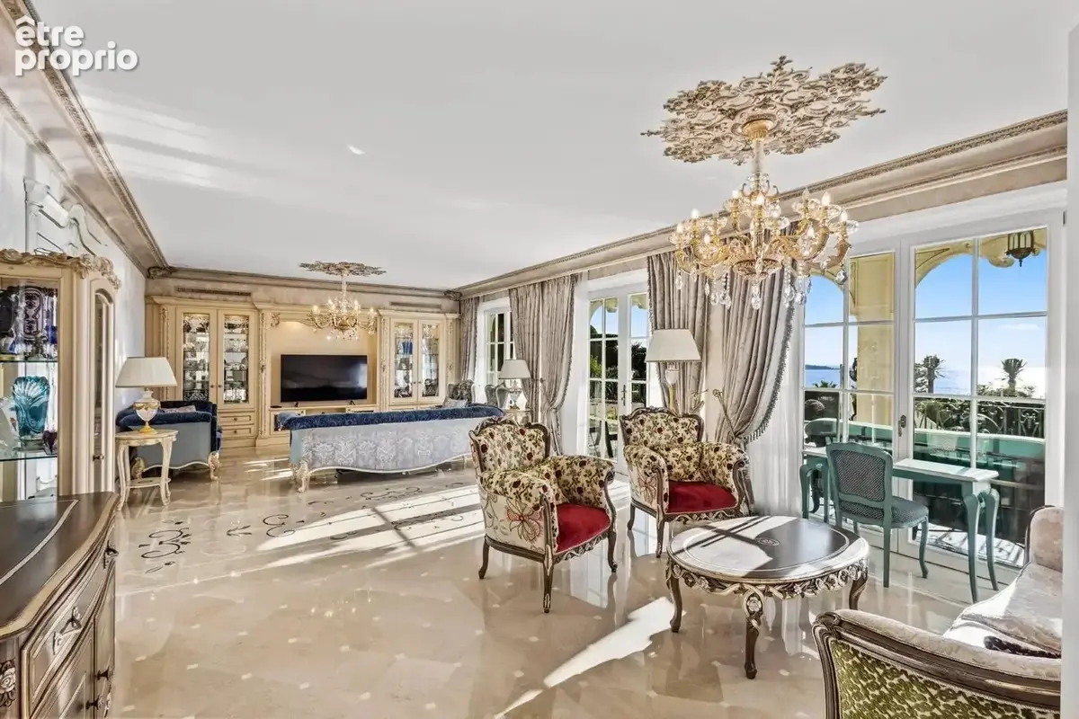 Maison  - 12 pièces  - 500.0 m² -  10 500 000 € - À vendre - photo 2