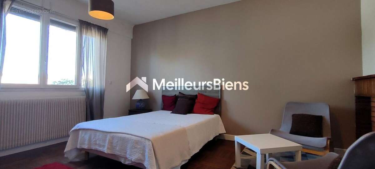 Toulouse Saint-Simon: Maison T6 + Studio - photo 6