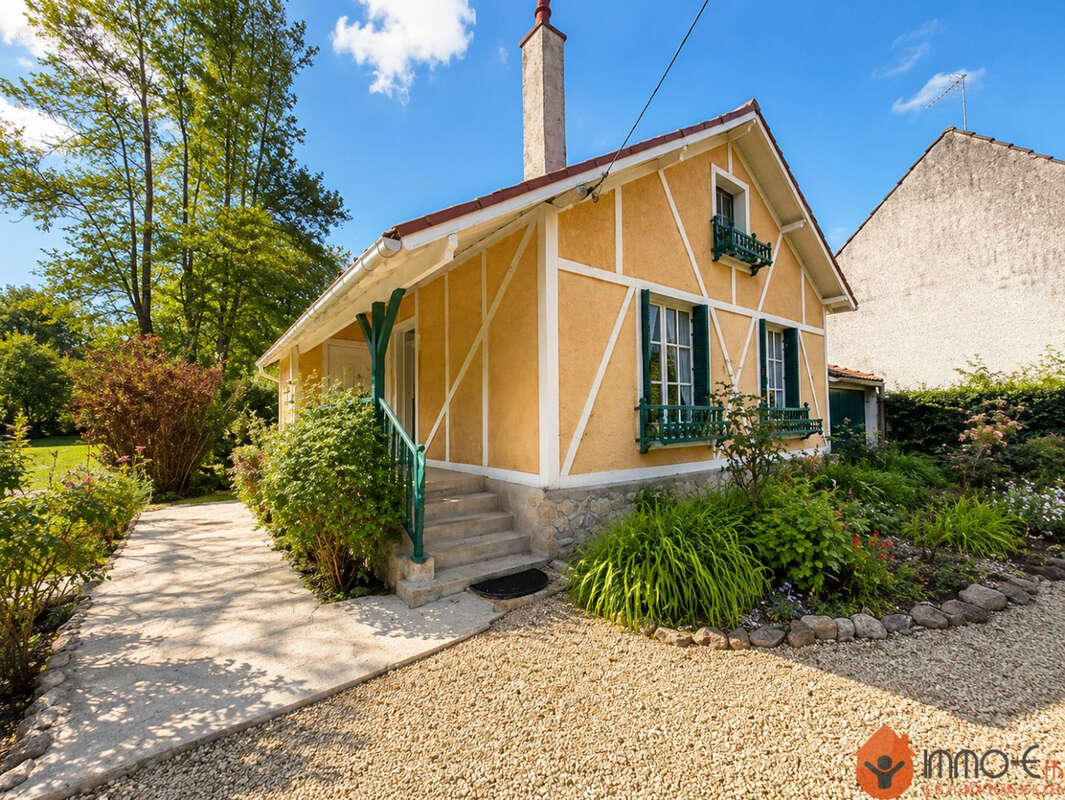 Maison 43 m² à Couilly-Pont-Aux-Dames  - photo 2