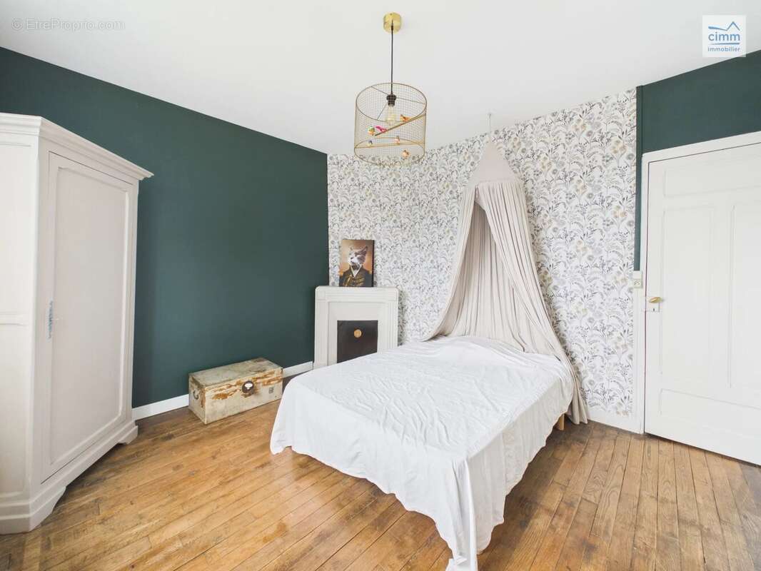 Maison à LES BRULAIS