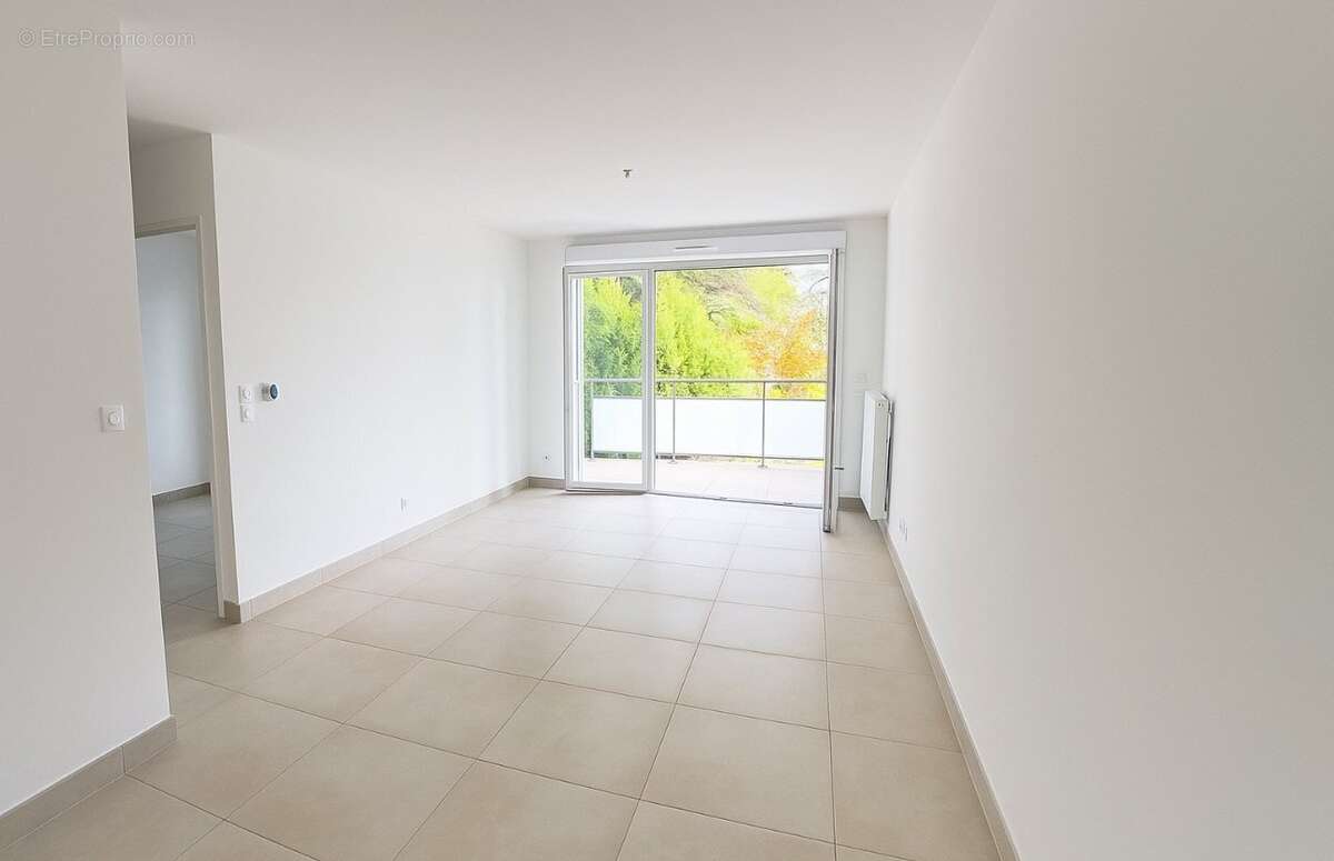 Appartement à VILLENEUVE-LES-AVIGNON