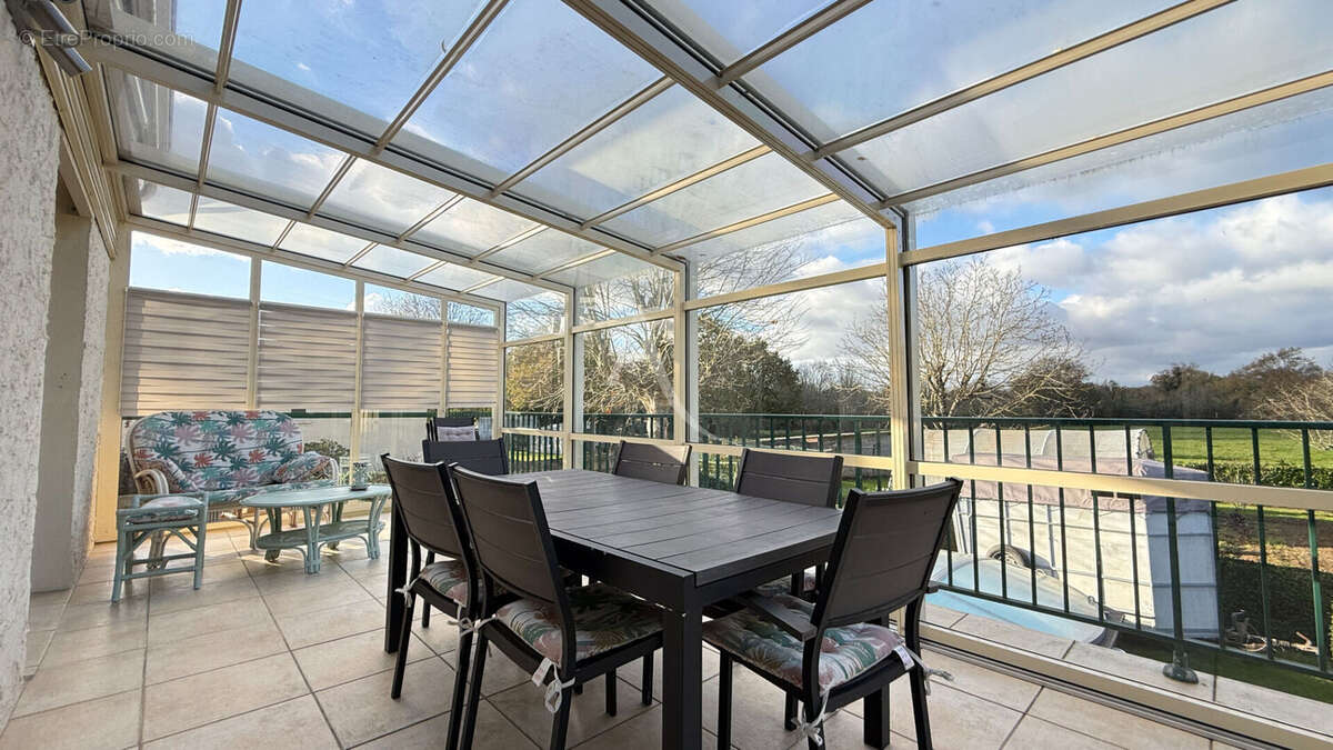 Maison à SAINT-FLORENT-DES-BOIS