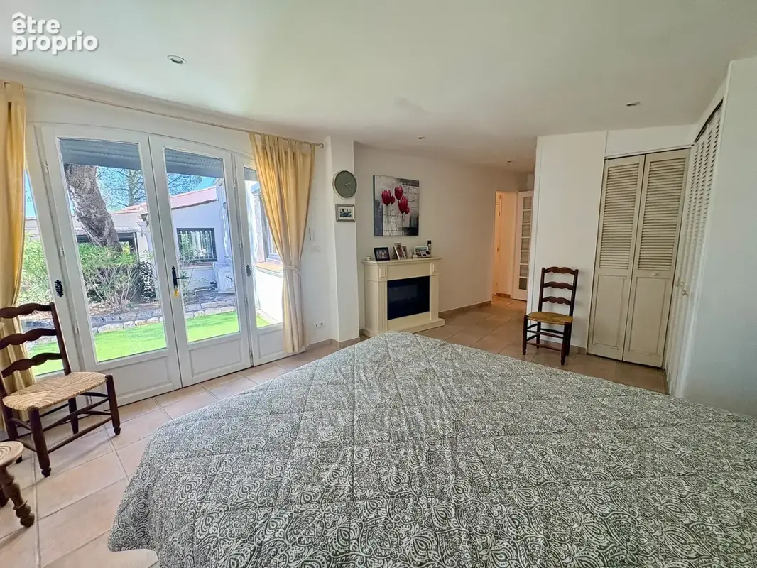 Maison à vendre 7 pièces FREJUS (83) - photo 11