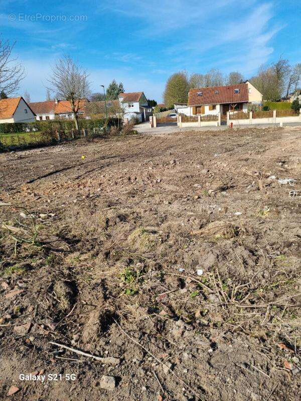 Terrain à SAINT-MARTIN-EN-CAMPAGNE