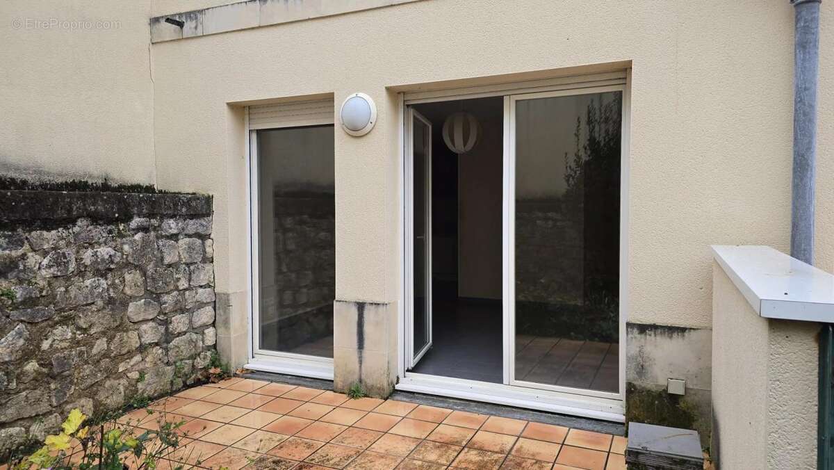 Appartement à SAINTES