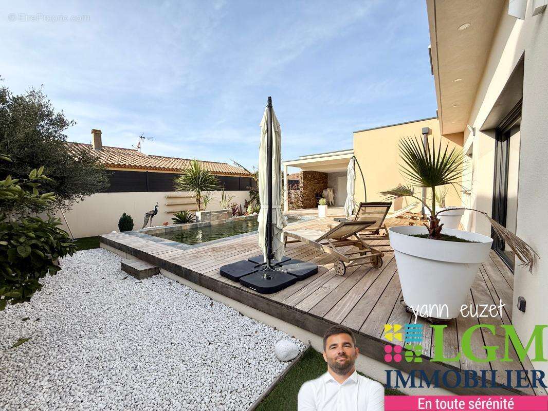 Maison à SAINT-LAURENT-D'AIGOUZE