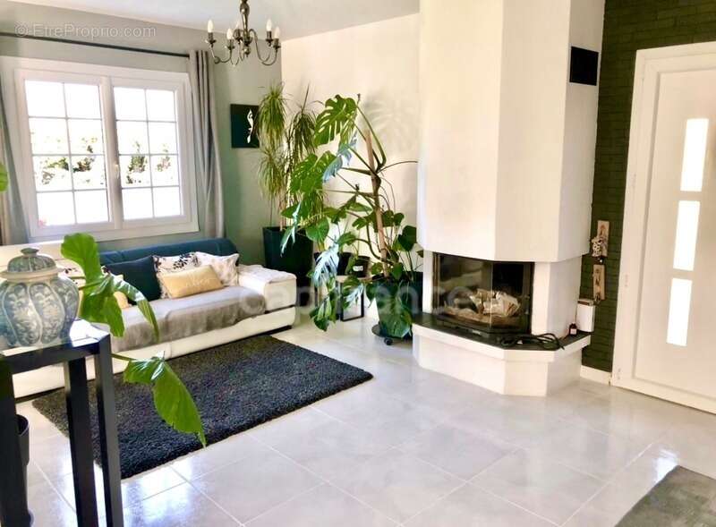 *Octeville-sur-Mer * Maison familiale 170 m², Piscine couverte, 4 chambres, Terrain 2 000 m² - photo 8
