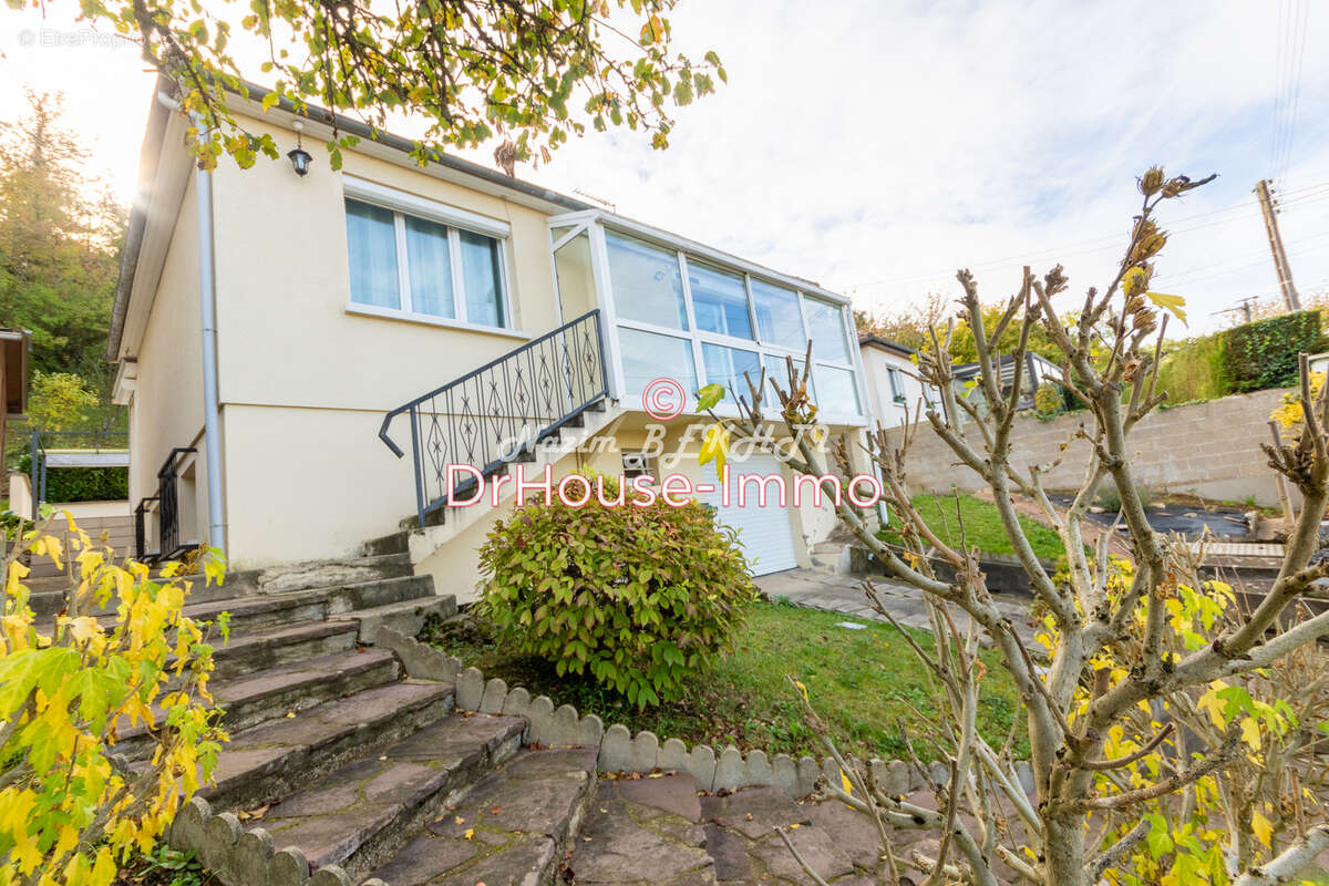 Maison à BONNIERES-SUR-SEINE