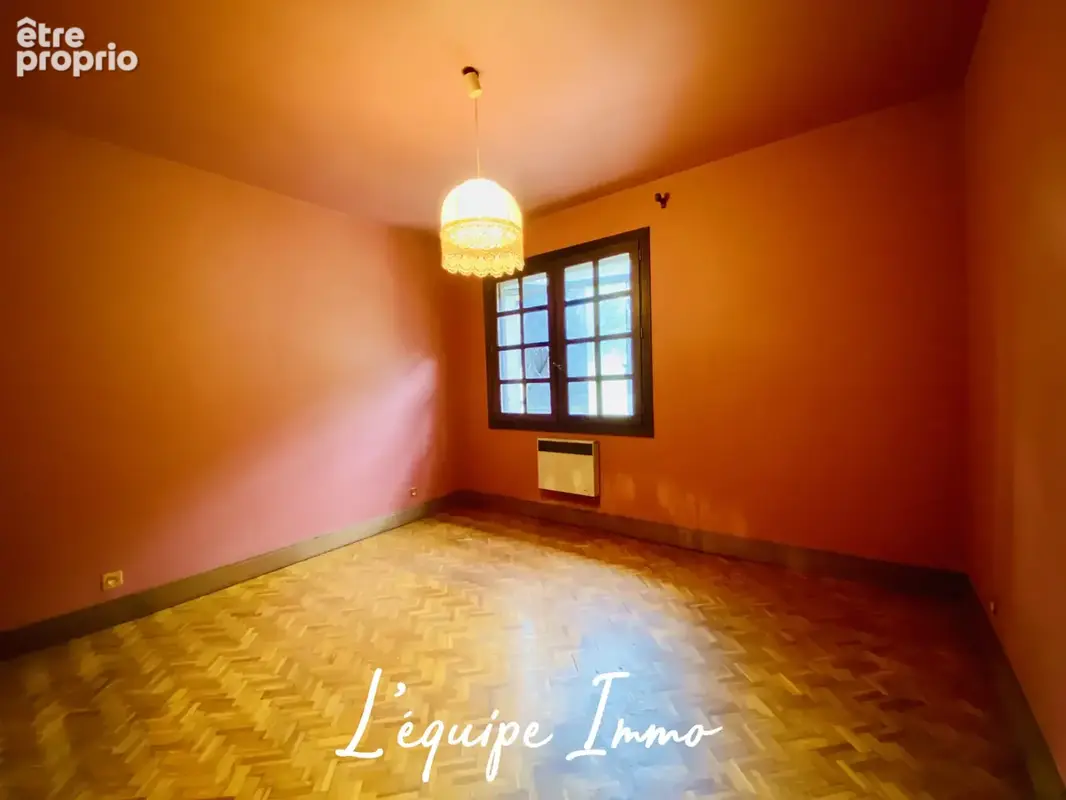 Maison T6 sur 1 hectare de terrain - photo 27