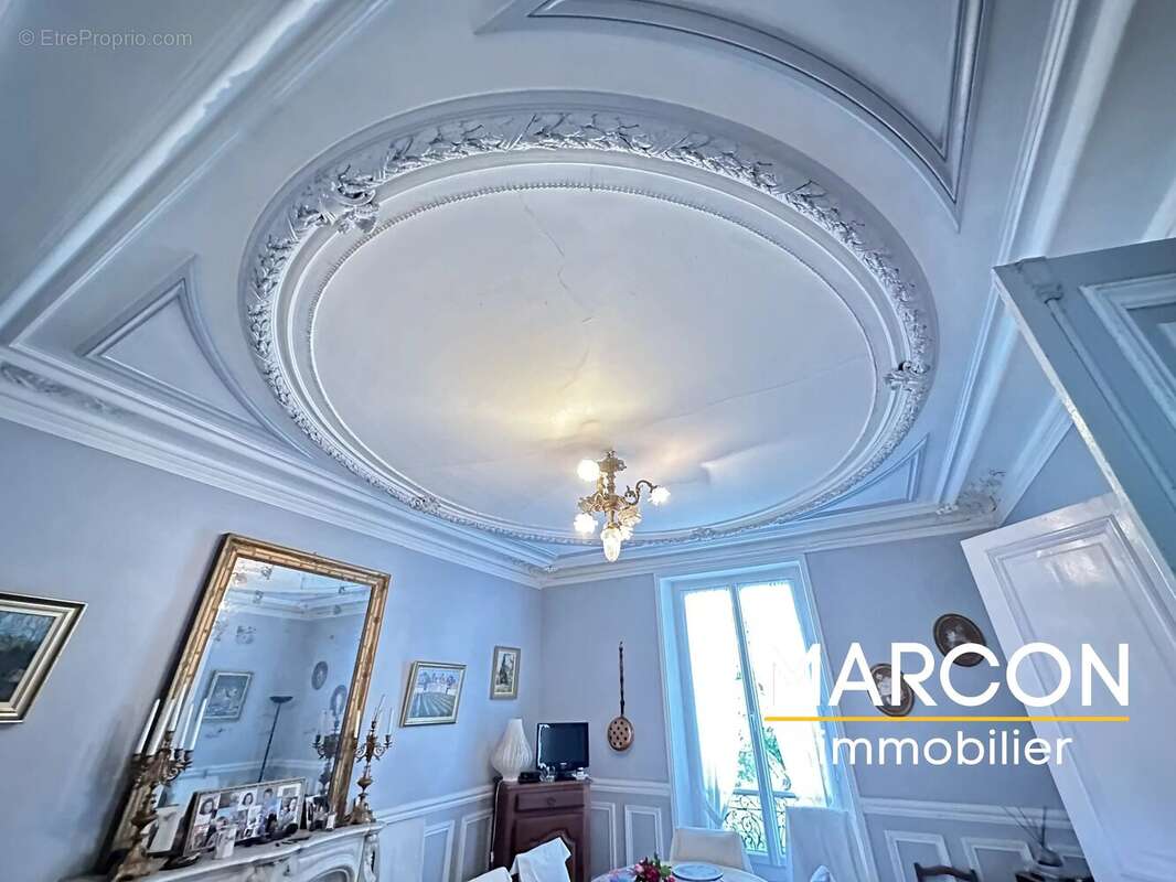 Maison à AUBUSSON