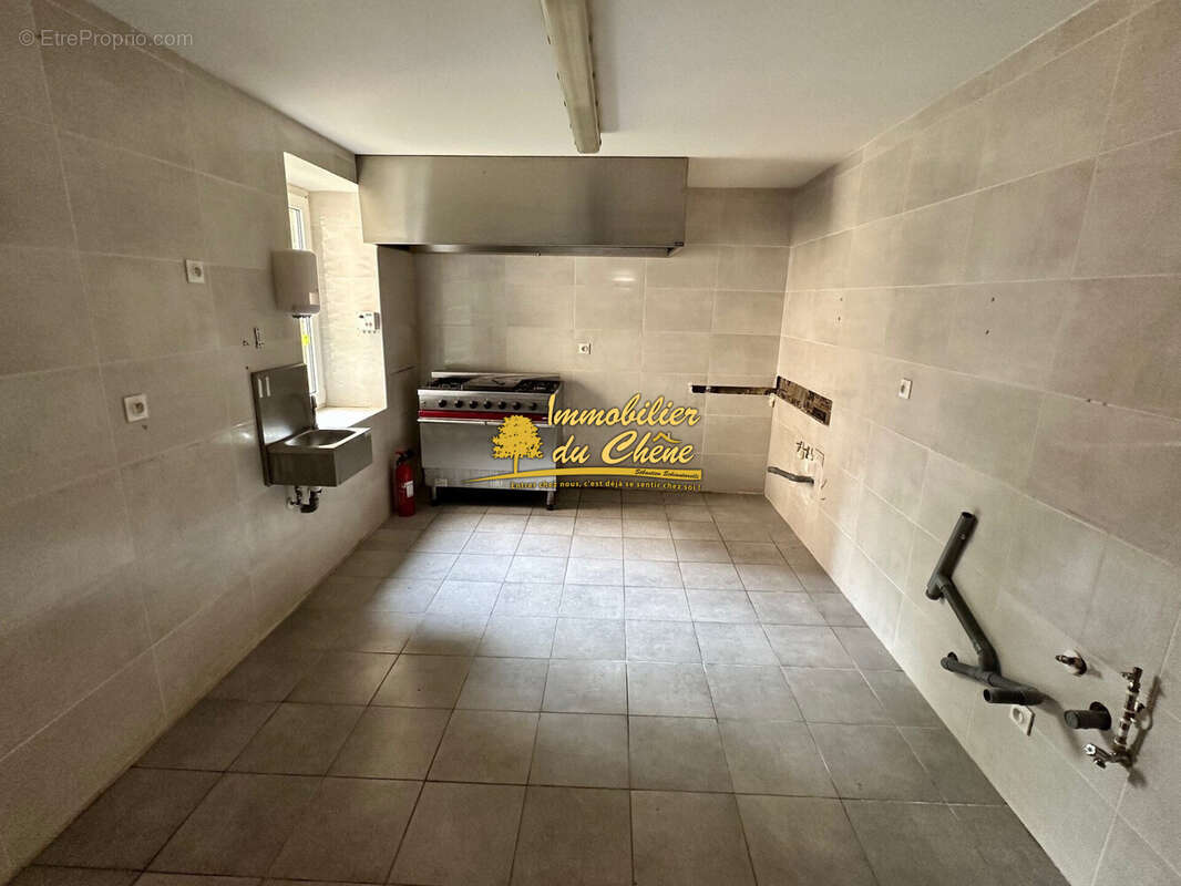 Appartement 341 m² à Saint-Loup-Sur-Semouse  - photo 3