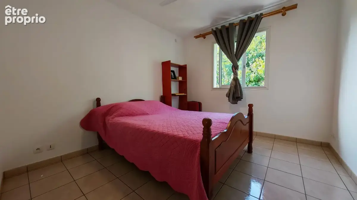 Maison 6 pièces 185 m² à vendre à Saint-Pierre (97410) - photo 5