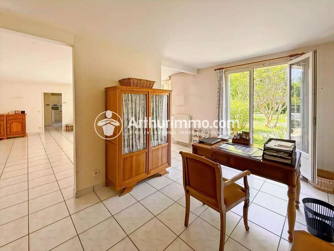 Maison à SAINT-GERMAIN-LES-CORBEIL