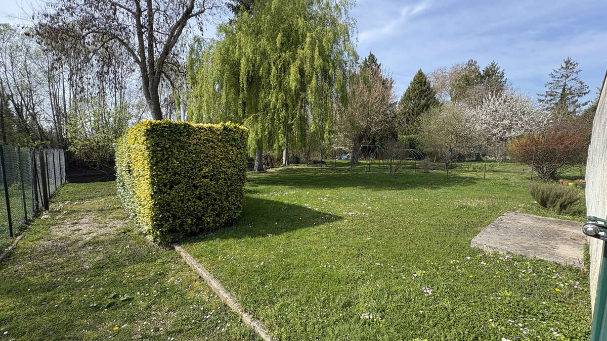 Appartement à PONT-SAINTE-MARIE